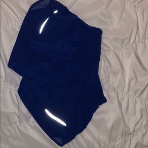 Lululemon Hotty Hot Shorts size 2 regular